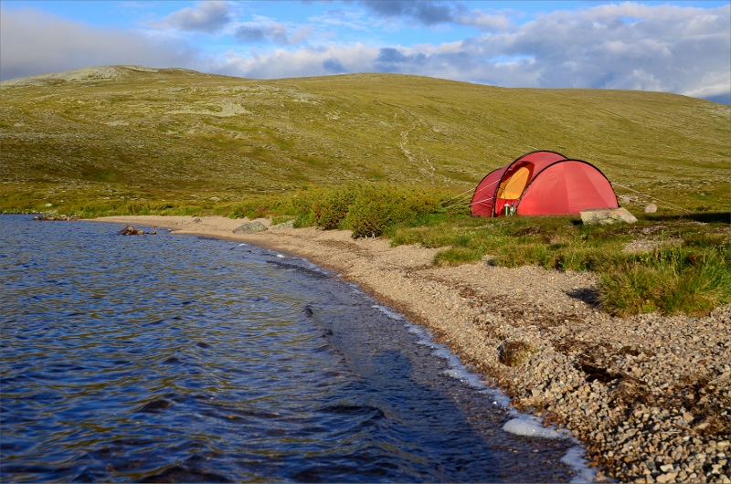 Camping vid Övre Fosksjön.